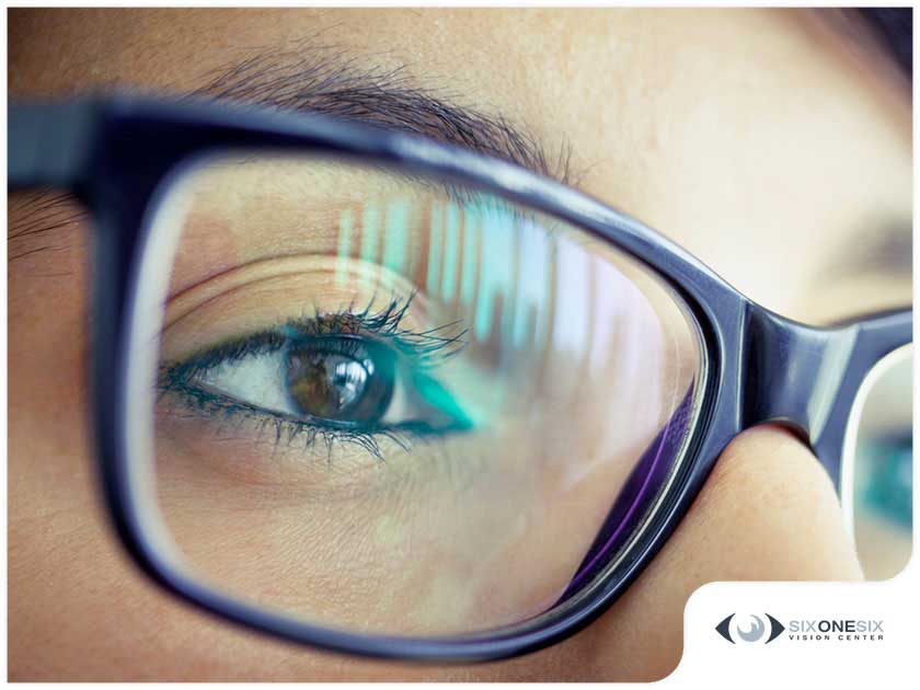 https://www.sixonesixvisioncenter.com/wp-content/uploads/2021/04/whats-the-difference-between-eyesight-and-vision.jpg